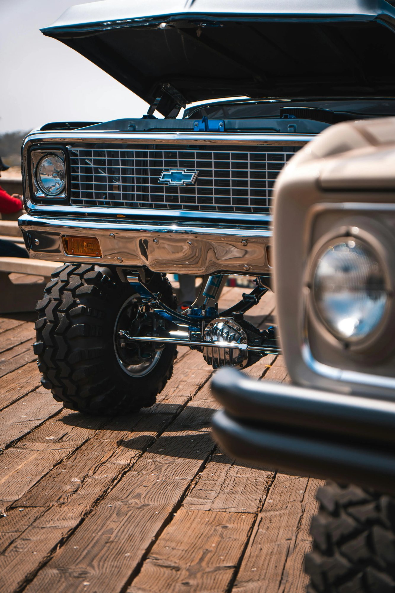 Classic truck front end suspension